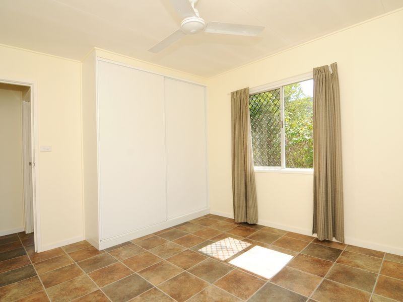 5 Izatt Close, Edge Hill QLD 4870