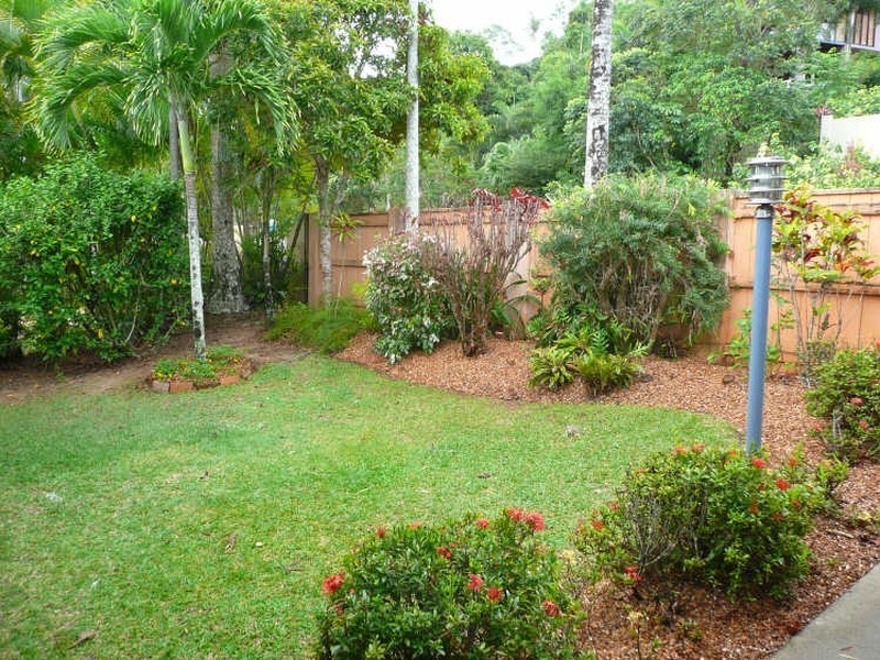 27 Hutchinson Street, Edge Hill QLD 4870