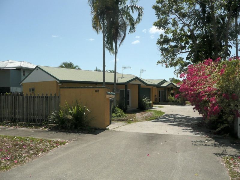 88 Little Street, Manunda QLD 4870