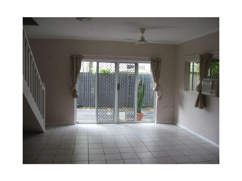 1/2 Grantala Street, Manoora QLD 4870