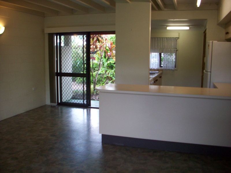 4/4 Maytown Close, Manoora QLD 4870