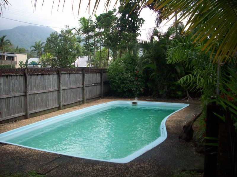 4/4 Maytown Close, Manoora QLD 4870