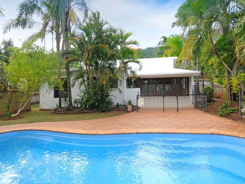 27 Hutchinson Street, Edge Hill QLD 4870