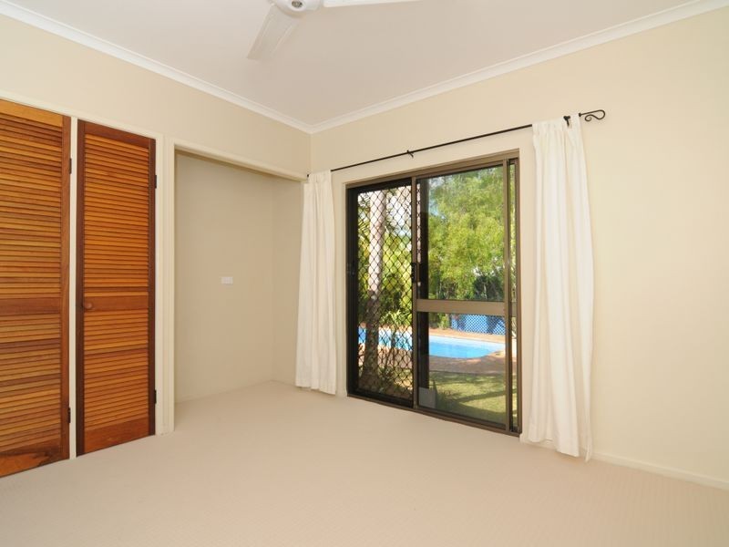 27 Hutchinson Street, Edge Hill QLD 4870