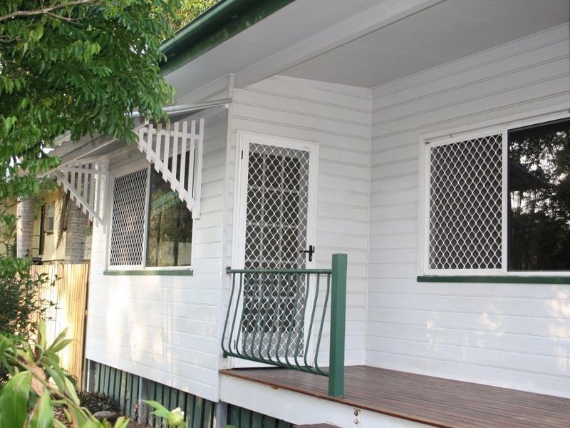 80 Little Street, Manunda QLD 4870