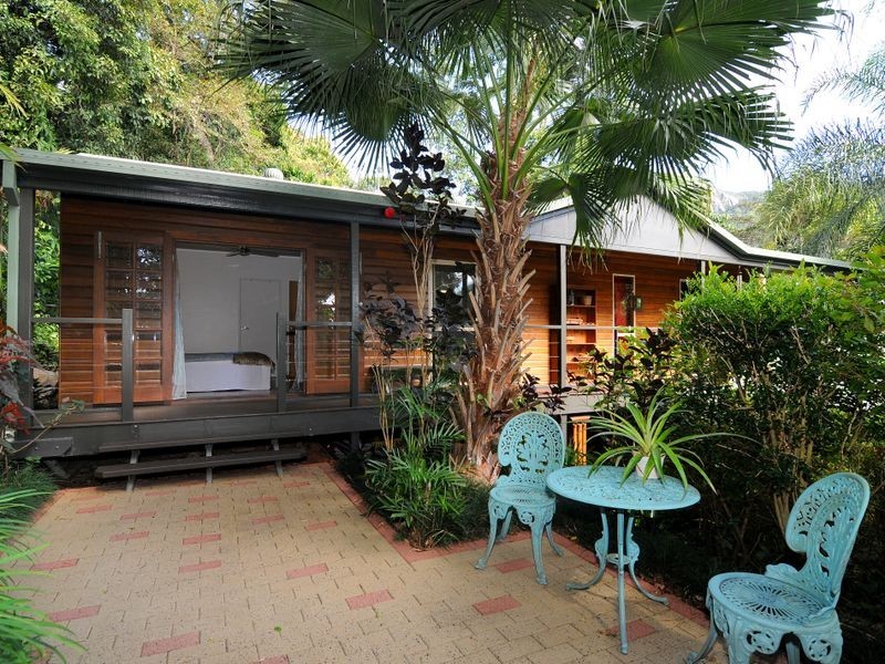 2 Jagera Close, Kamerunga QLD 4870