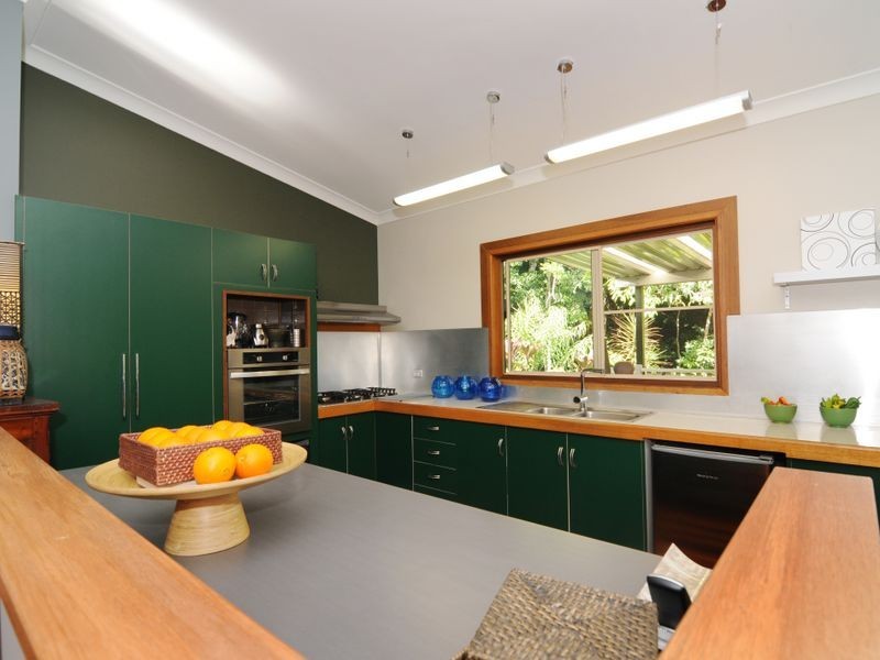 2 Jagera Close, Kamerunga QLD 4870