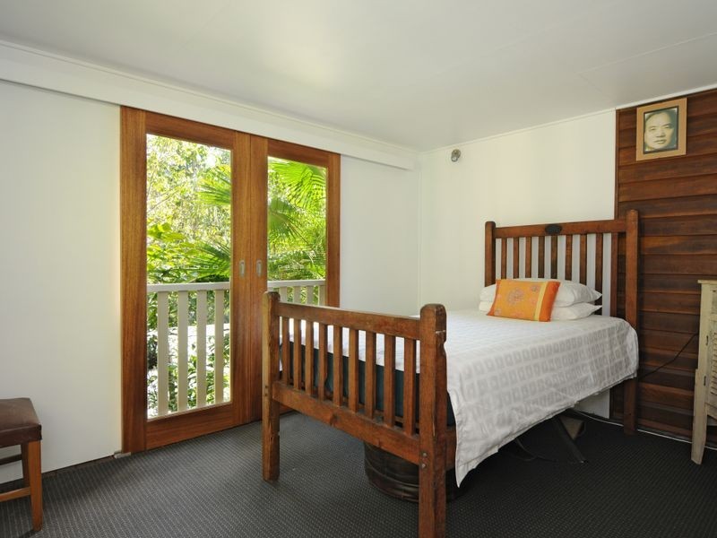 2 Jagera Close, Kamerunga QLD 4870