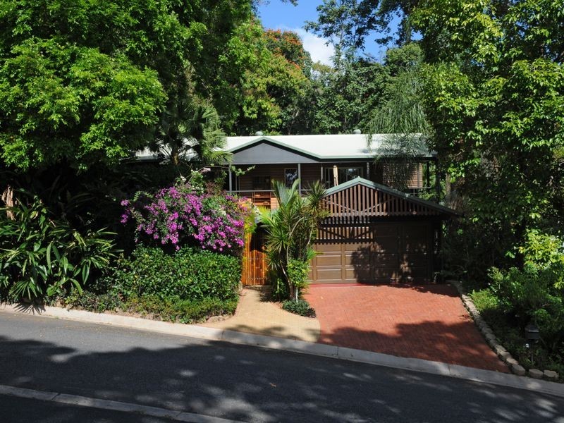 2 Jagera Close, Kamerunga QLD 4870