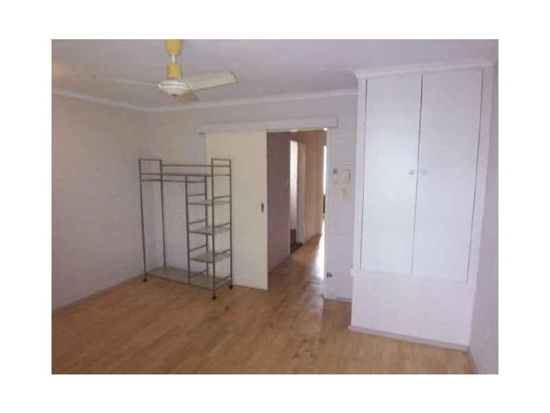 1/322 Pease Street, Edge Hill QLD 4870