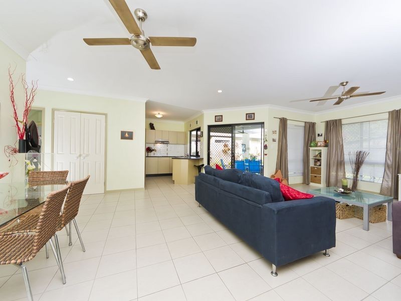 4 John Malcolm Street, Redlynch QLD 4870