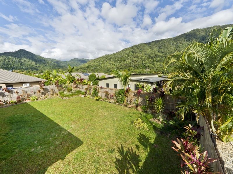4 John Malcolm Street, Redlynch QLD 4870