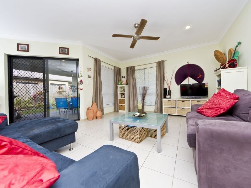 4 John Malcolm Street, Redlynch QLD 4870