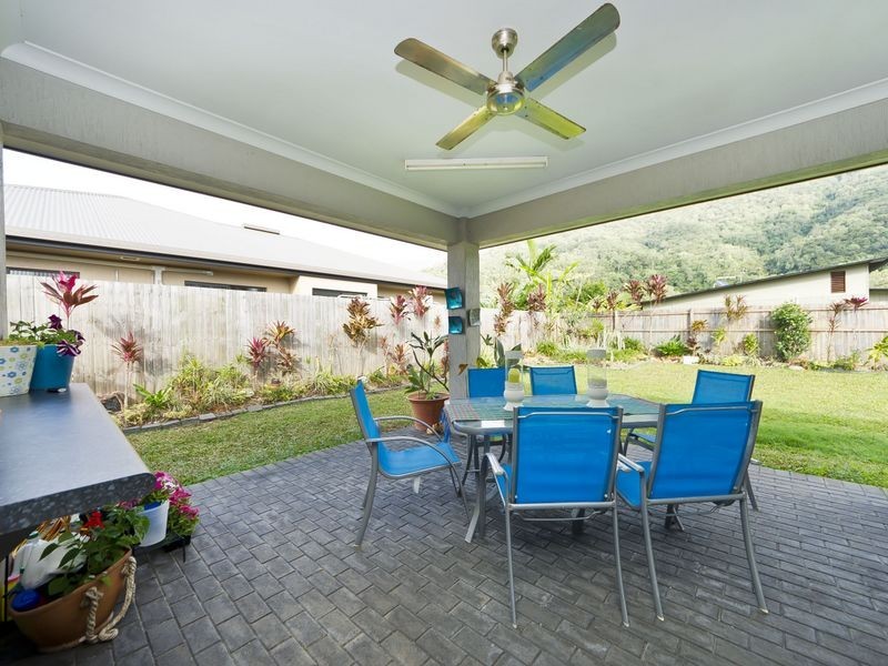 4 John Malcolm Street, Redlynch QLD 4870