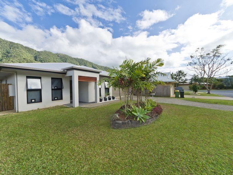 4 John Malcolm Street, Redlynch QLD 4870