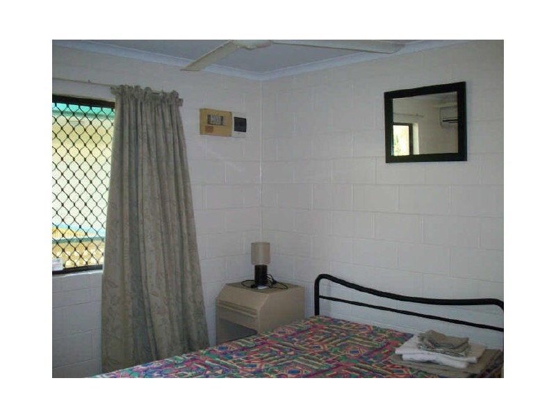 11/235 McLeod Street, Cairns North QLD 4870
