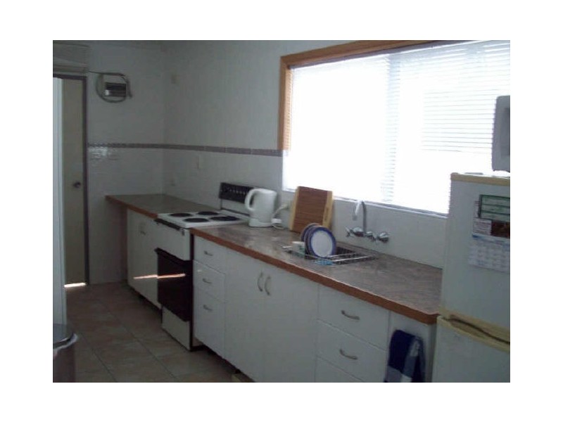 8/31 Digger Street, Cairns North QLD 4870