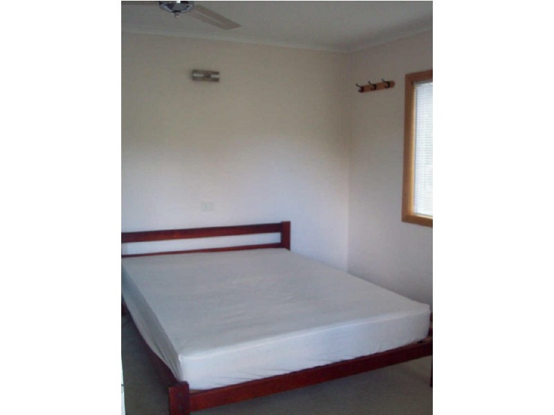 8/31 Digger Street, Cairns North QLD 4870