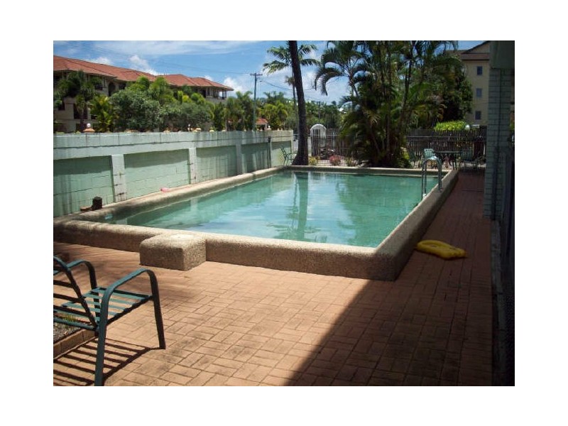 8/31 Digger Street, Cairns North QLD 4870