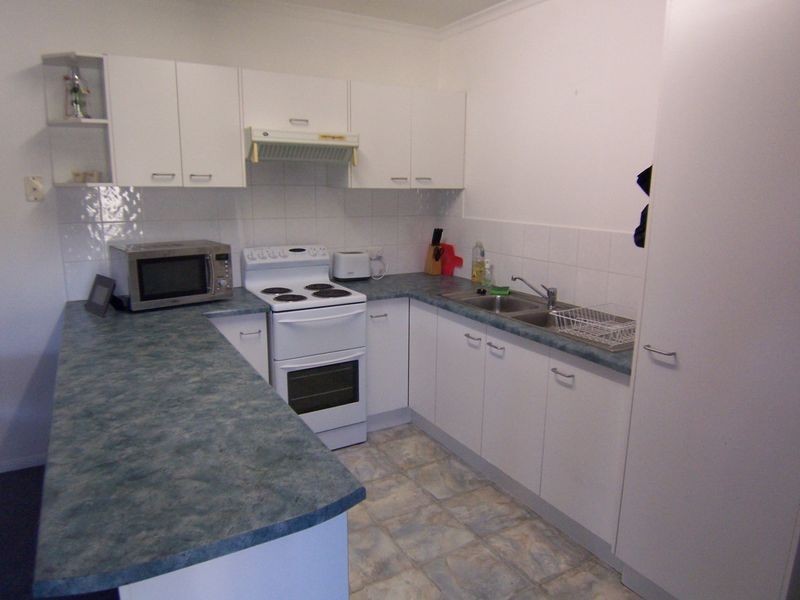 11/8 Grantala Street, Manoora QLD 4870