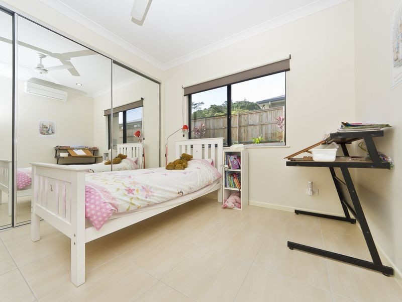 11 Willoughby Close, Redlynch QLD 4870