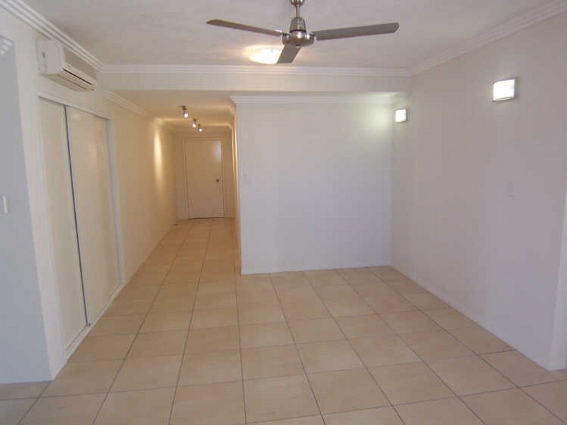 Cairns QLD 4870