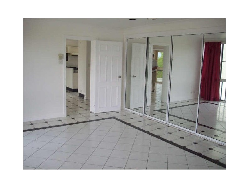 13/161 The Esplanade, Cairns QLD 4870