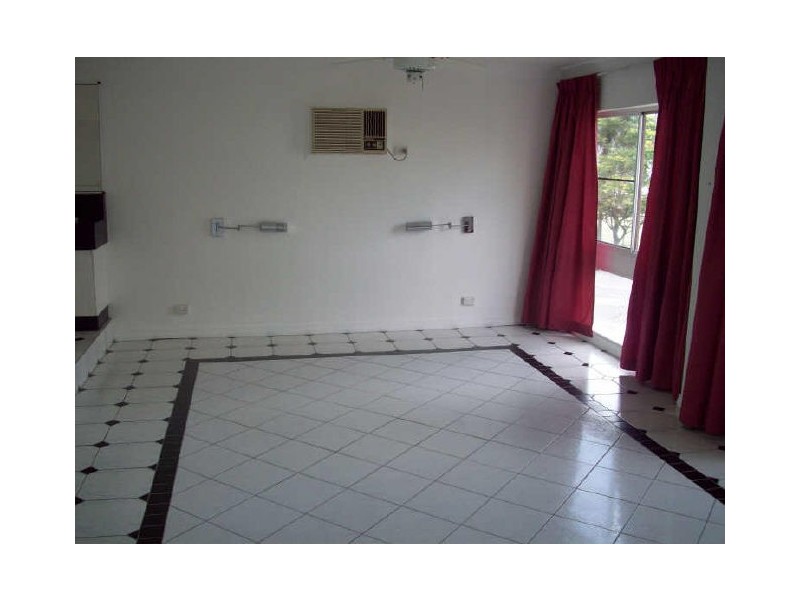 13/161 The Esplanade, Cairns QLD 4870