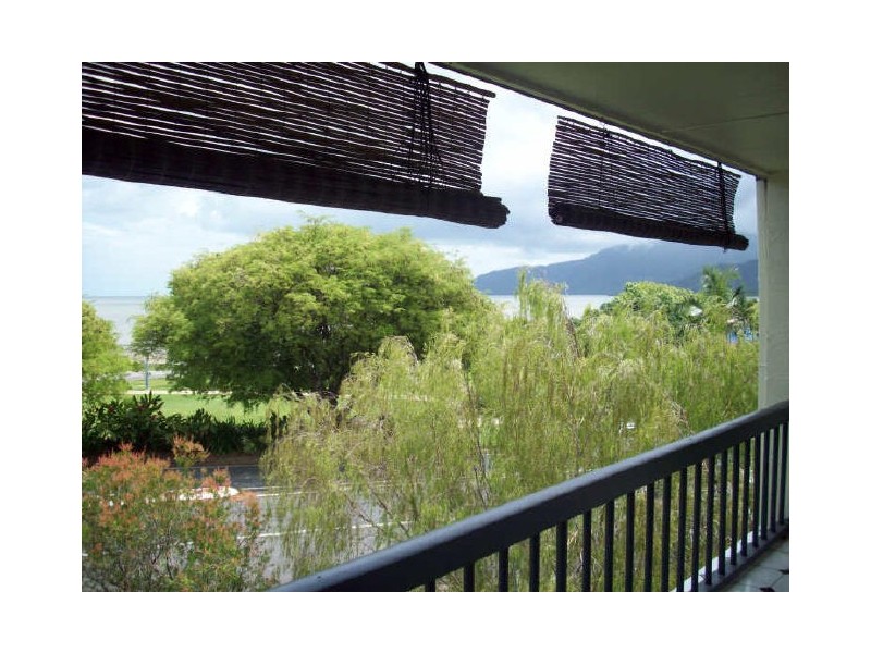 13/161 The Esplanade, Cairns QLD 4870