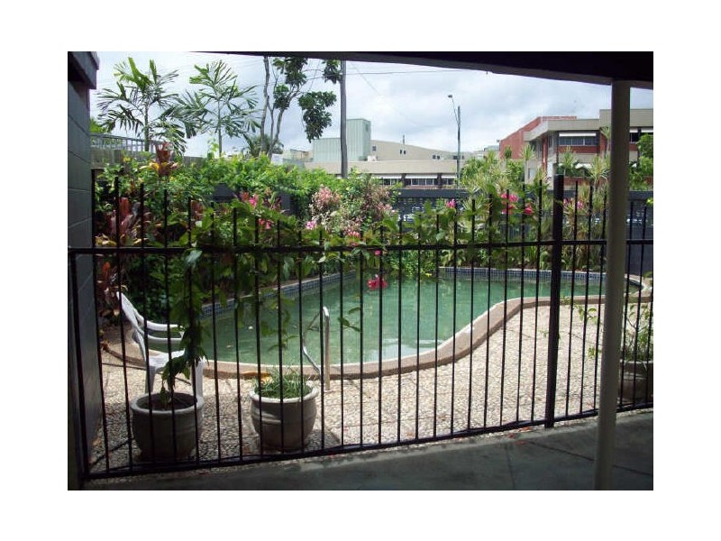 13/161 The Esplanade, Cairns QLD 4870