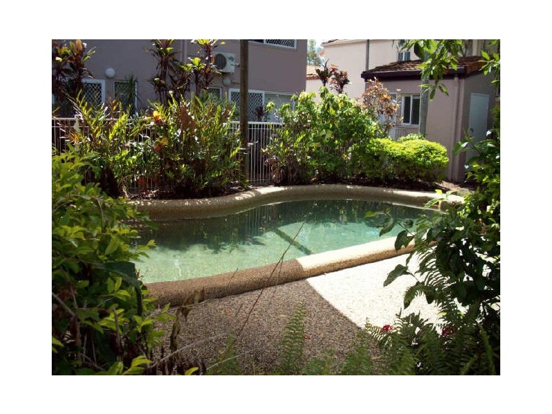 8/36 Springfield Crescent, Manoora QLD 4870