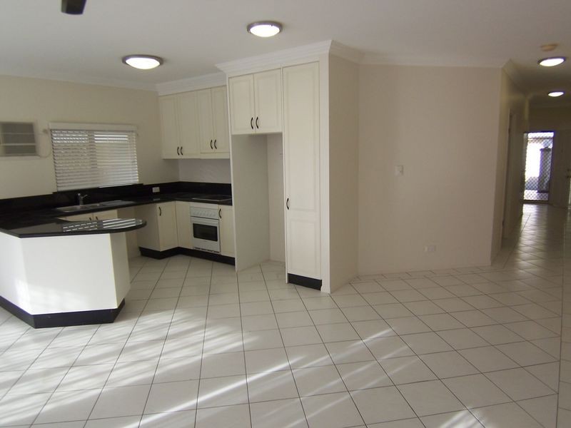 1/41 Sims Esplanade, Yorkeys Knob QLD 4878