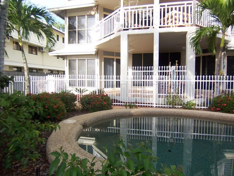 1/41 Sims Esplanade, Yorkeys Knob QLD 4878