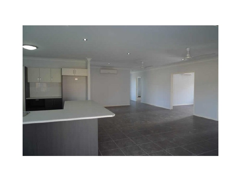 21 Ashwood Court, Smithfield QLD 4878