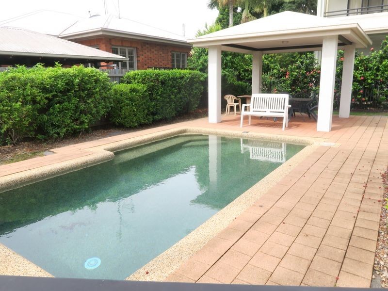 2/157 Martyn Street, Manunda QLD 4870