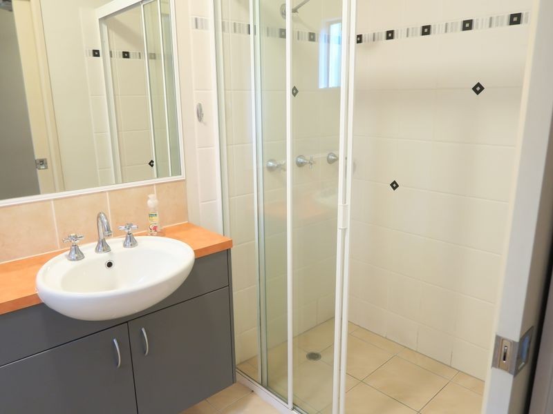 2/157 Martyn Street, Manunda QLD 4870