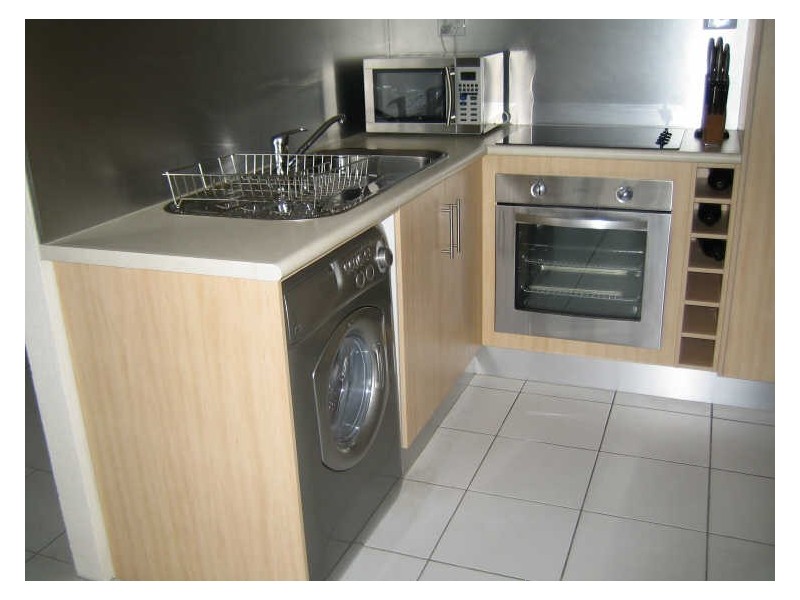 5/347 Lake Street, Cairns North QLD 4870