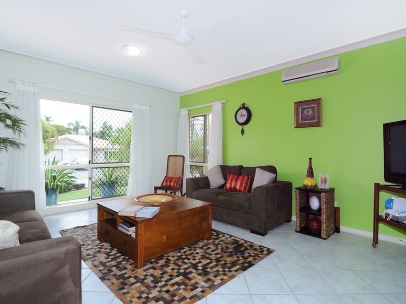 8 Kipling Street, Brinsmead QLD 4870