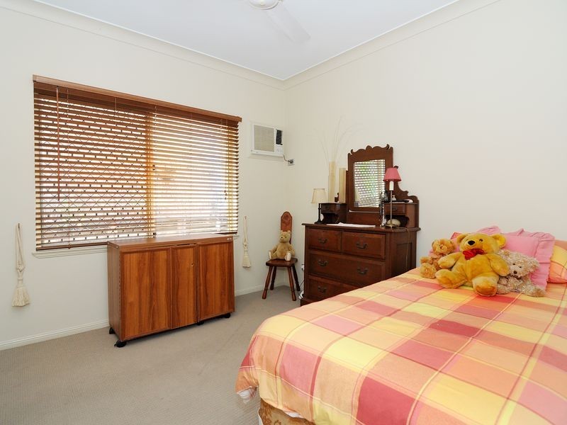 8 Kipling Street, Brinsmead QLD 4870