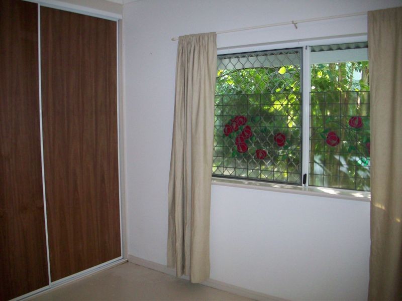 Manoora QLD 4870