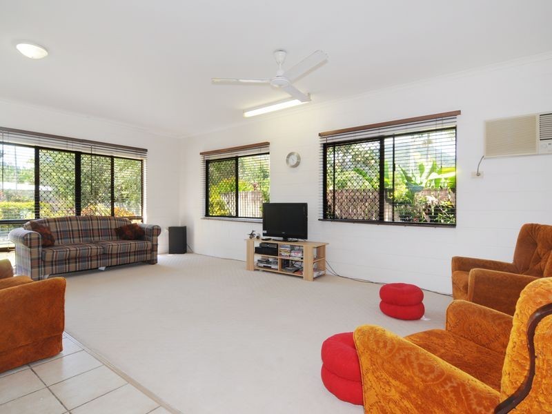 29 Slathiel Street, Brinsmead QLD 4870