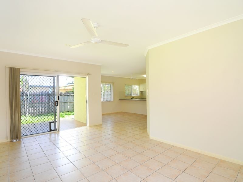 18 Opaline Close, Brinsmead QLD 4870