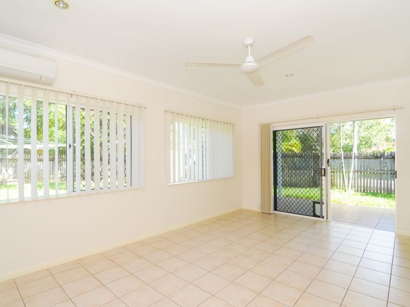 18 Opaline Close, Brinsmead QLD 4870