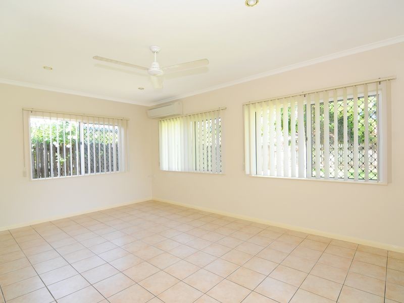 18 Opaline Close, Brinsmead QLD 4870