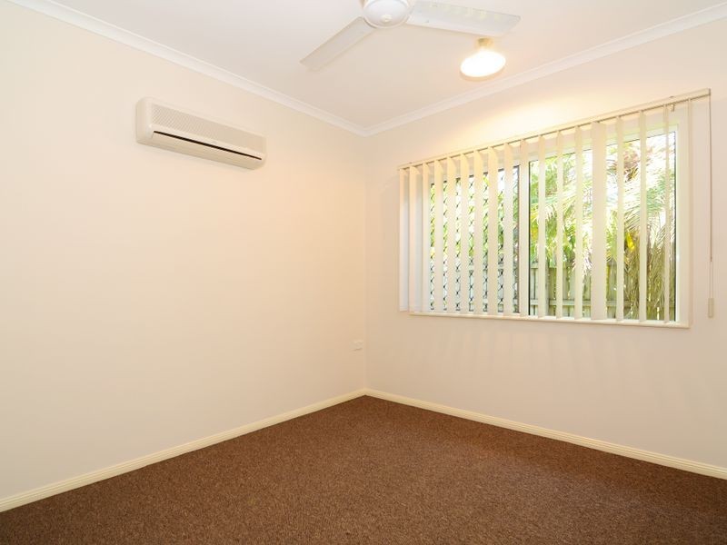 18 Opaline Close, Brinsmead QLD 4870