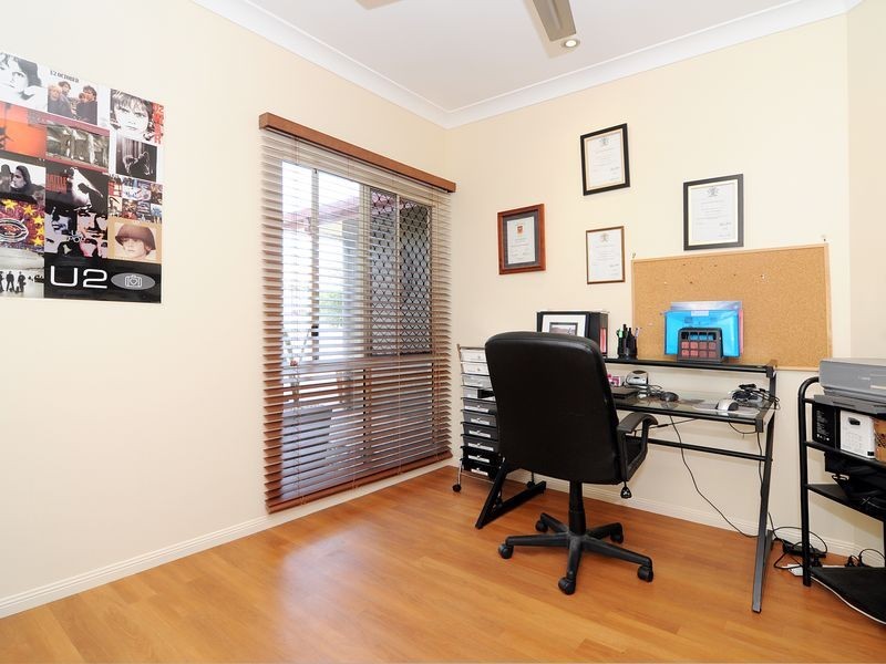 7 St Albans Close, Brinsmead QLD 4870