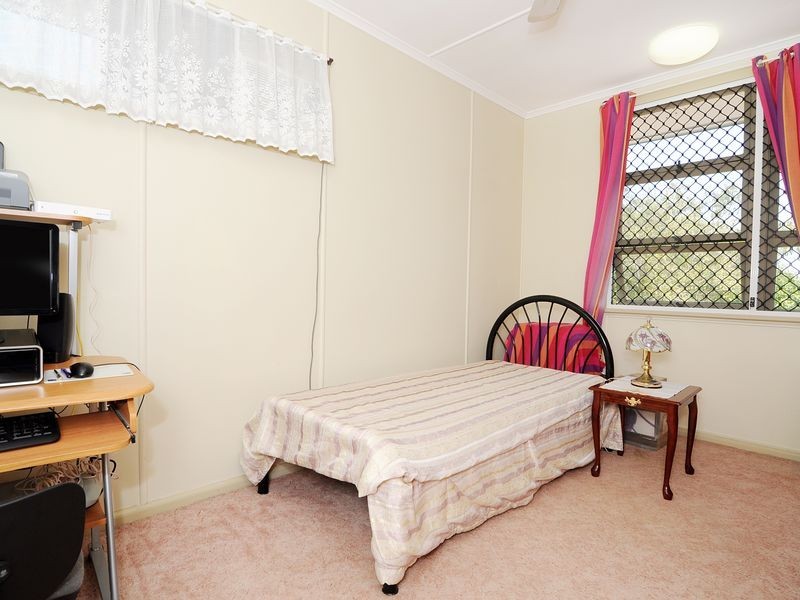 57 Clarke Street, Manunda QLD 4870