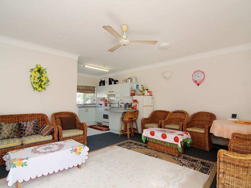12/60 Swallow Street, Mooroobool QLD 4870