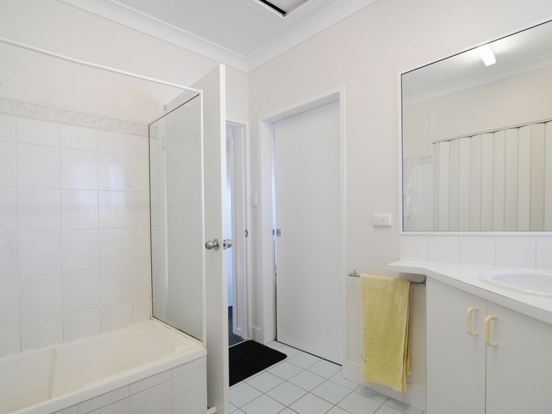 12/60 Swallow Street, Mooroobool QLD 4870