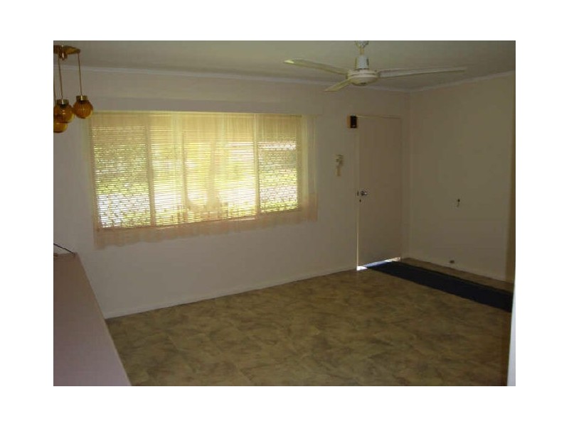 31 Agate Street, Bayview Heights QLD 4868